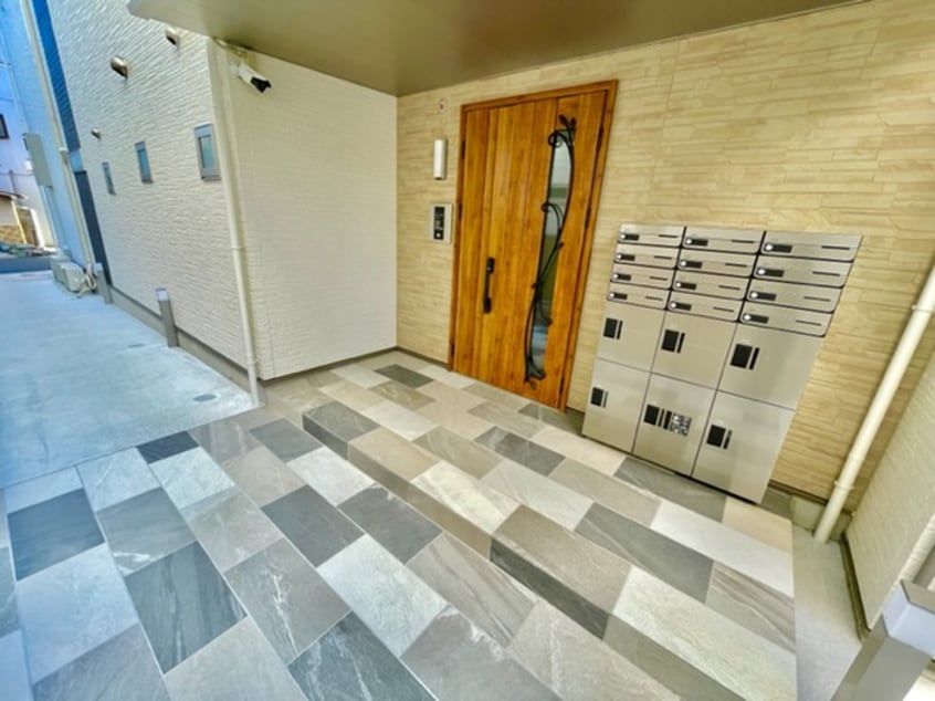 エントランス部分 ﾌｫﾚｽﾄｸﾘｴｵｰﾚ上島町壱番館