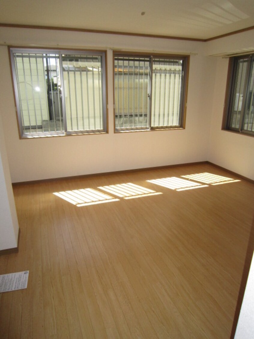 内観写真 マローネ功信