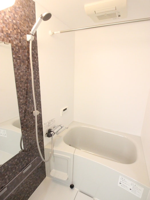 バス／シャワールーム等 ﾌｫﾚｽﾄｸﾘｴｵｰﾚ上島町弐番館