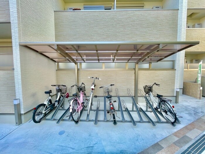 駐輪場 ﾌｫﾚｽﾄｸﾘｴｵｰﾚ上島町弐番館