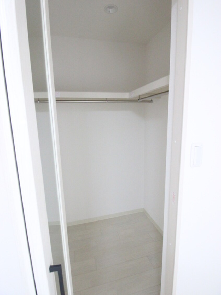 収納 ﾌｫﾚｽﾄｸﾘｴｵｰﾚ上島町弐番館