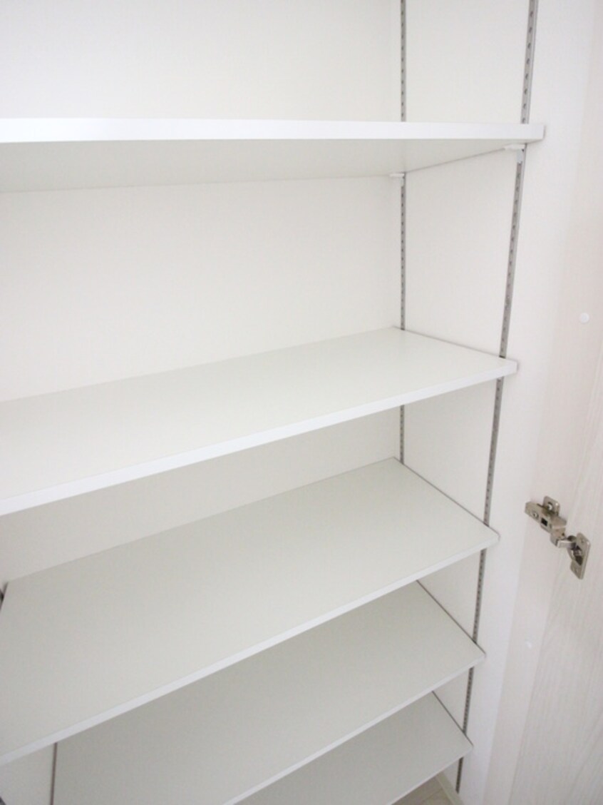 靴箱 ﾌｫﾚｽﾄｸﾘｴｵｰﾚ上島町弐番館