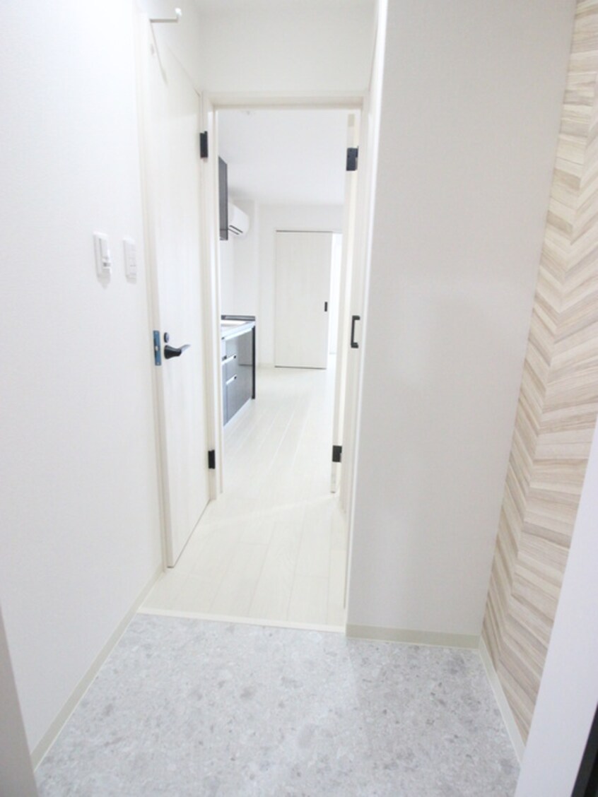 玄関 ﾌｫﾚｽﾄｸﾘｴｵｰﾚ上島町弐番館