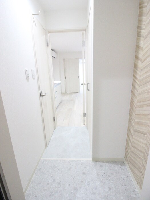 玄関 ﾌｫﾚｽﾄｸﾘｴｵｰﾚ上島町弐番館