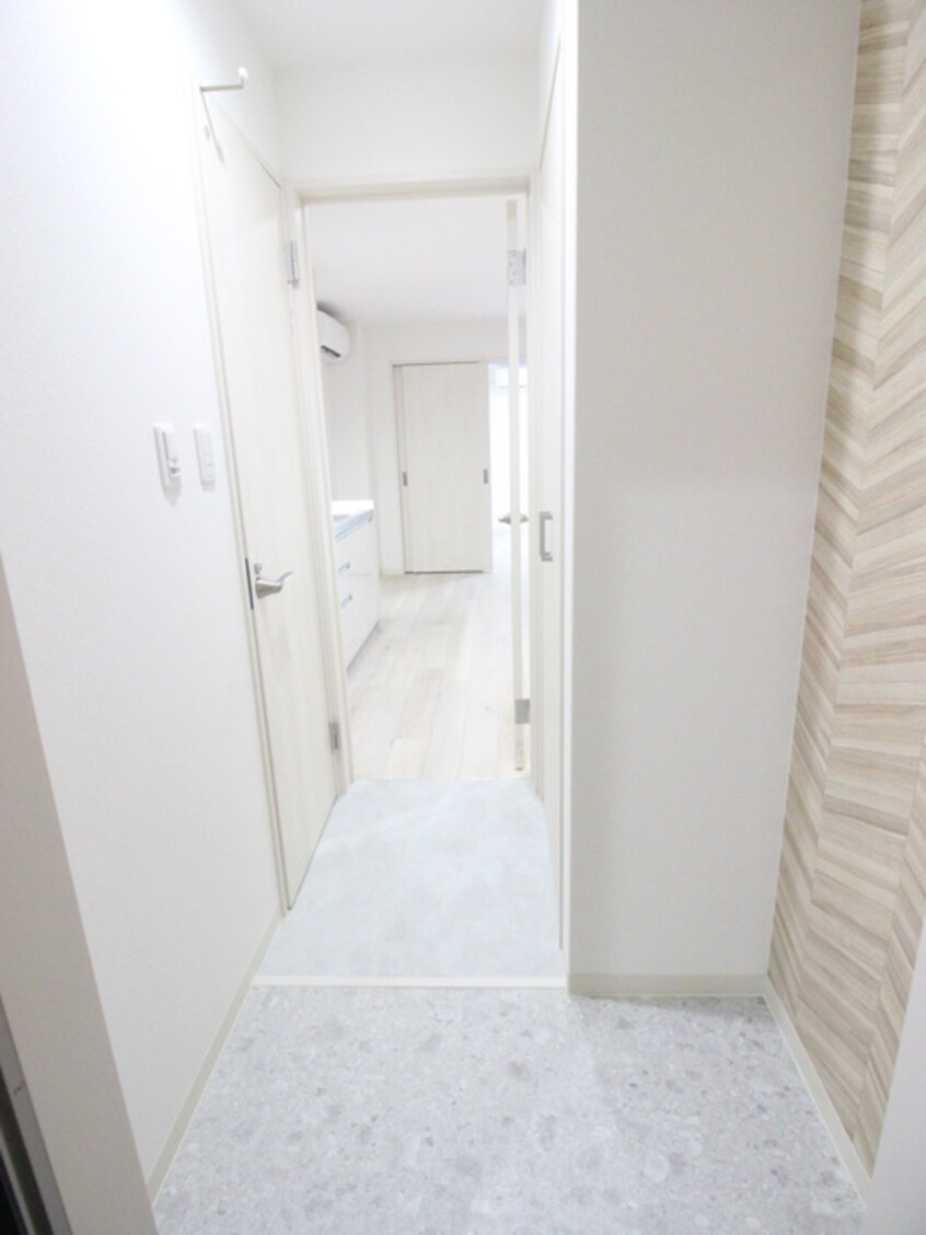 玄関 ﾌｫﾚｽﾄｸﾘｴｵｰﾚ上島町弐番館