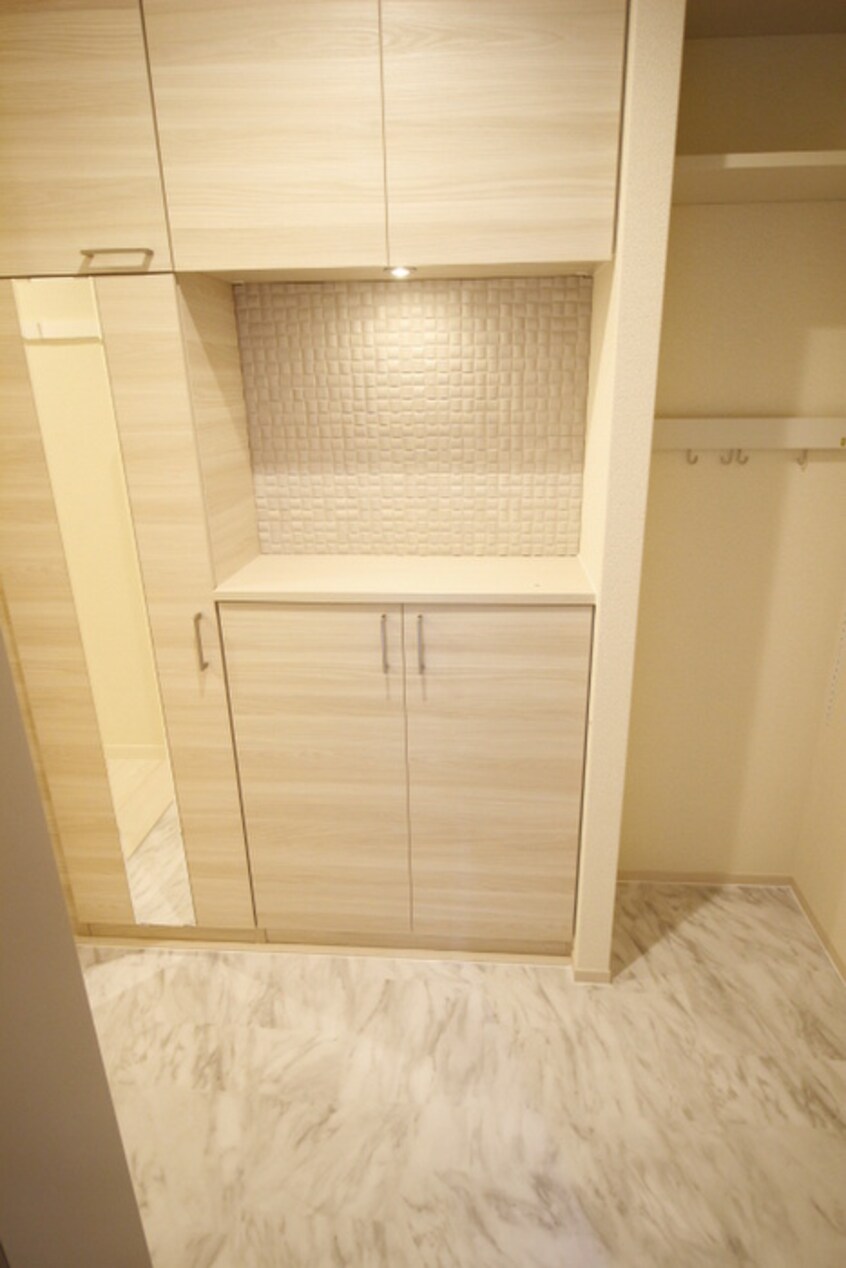 靴箱 シャーメゾン島之内