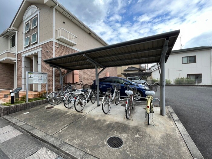 駐輪場 アビタシオン