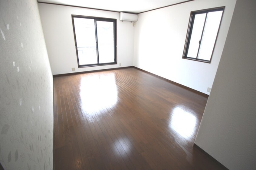 室内からの展望 紫竹上ノ岸町貸家