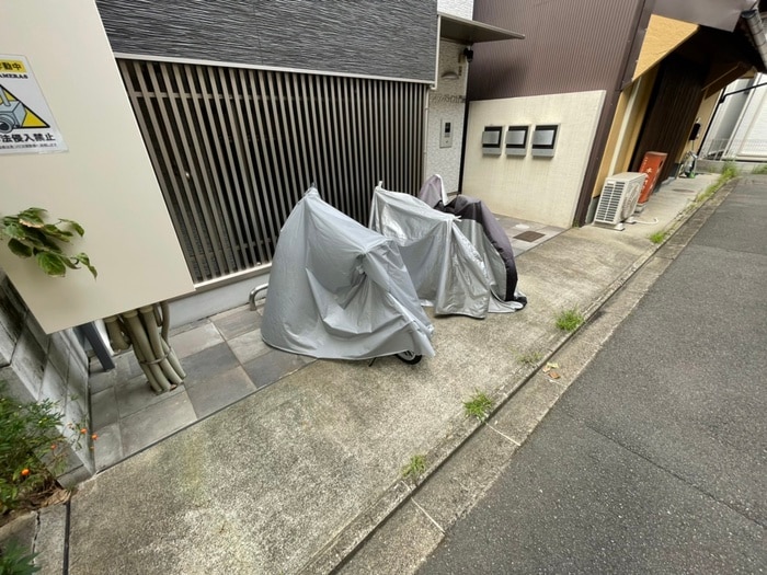 駐輪場 エントランスライフ上門前