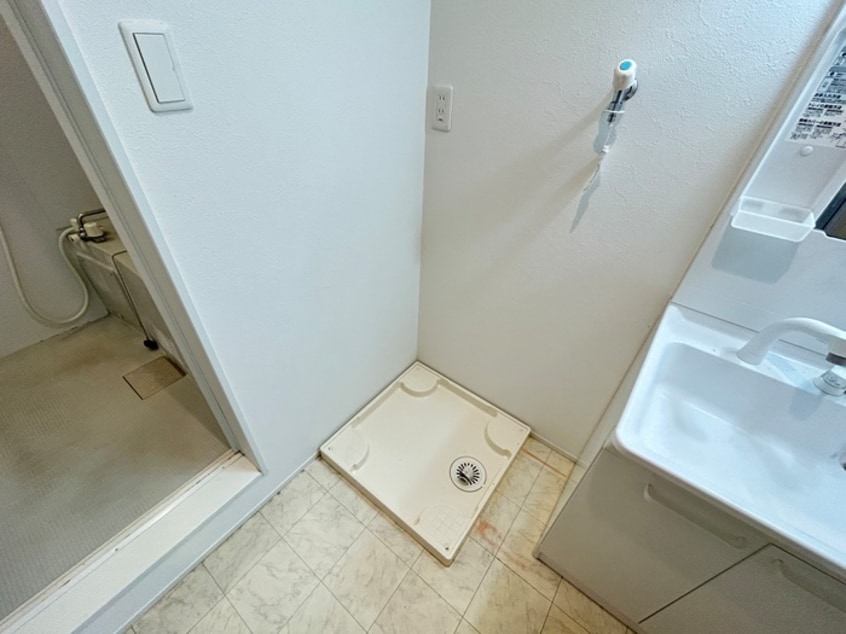 洗濯機置場 エントランスライフ上門前