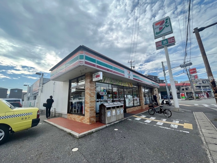 セブンイレブン西宮柳本町店(コンビニ)まで500m サンクレール越水