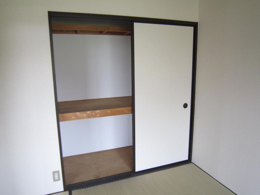 収納 メゾン桜ケ丘