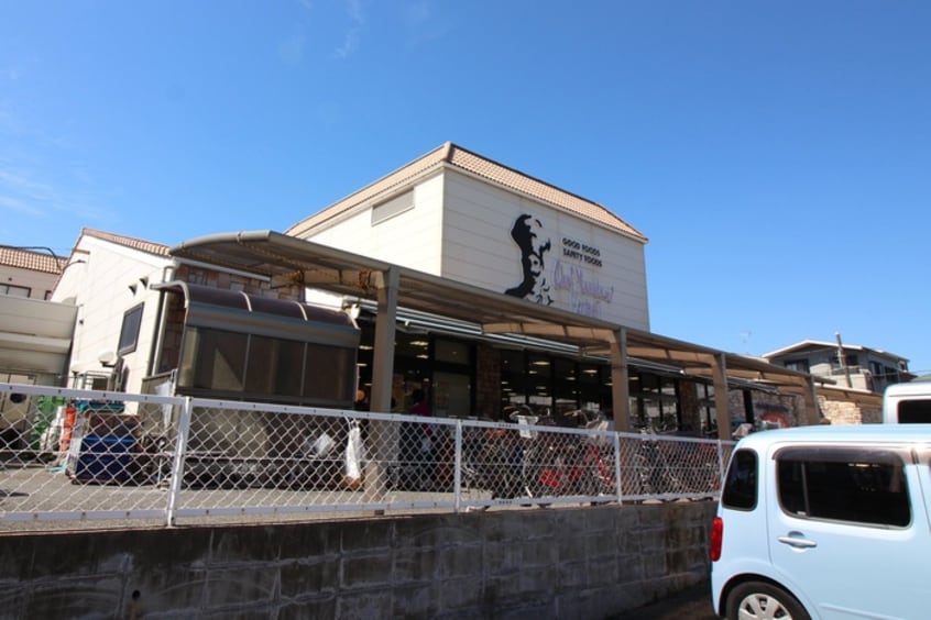 シェフカワカミ桜塚店(スーパー)まで357m ｾﾝﾄﾗﾙｺ-ﾄ南桜塚(3号室－8号室)