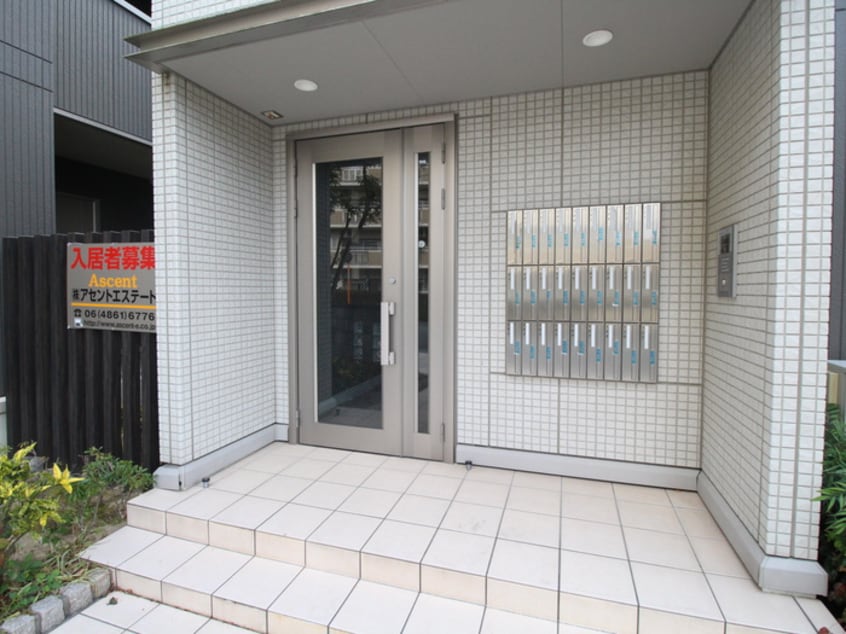 エントランス部分 サンシャリテ向丘A棟