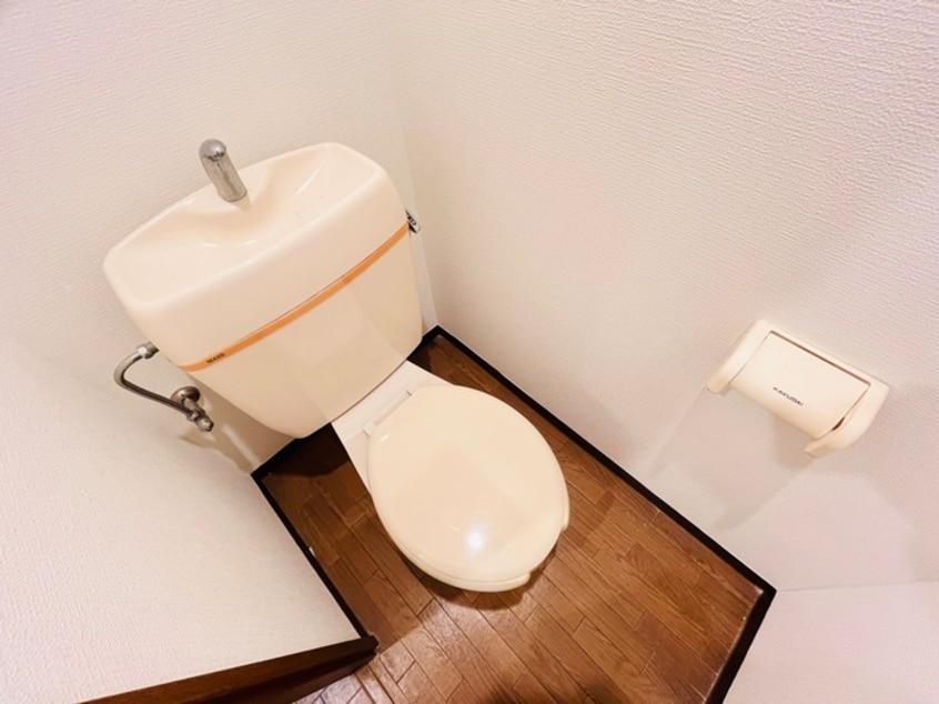 トイレ ＣＯＲＶＯＶＩＡＮＣＯ甲東園