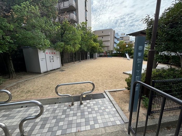 甲東園1丁目公園(公園)まで280m ＣＯＲＶＯＶＩＡＮＣＯ甲東園