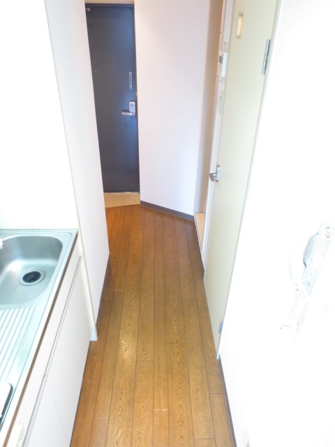 廊下 エスタシオン　シバタ