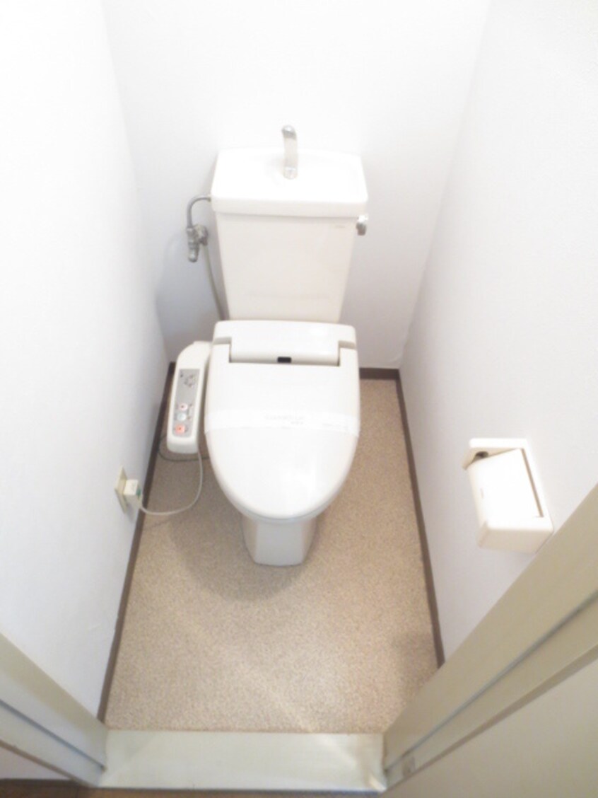 トイレ エスタシオン　シバタ