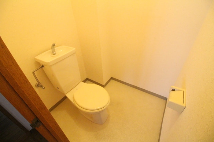 トイレ アルページュ ３