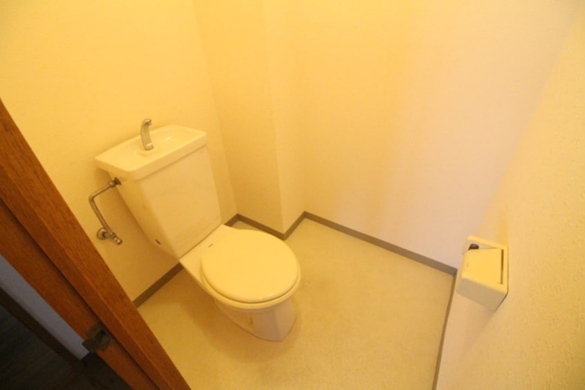 トイレ アルページュ ３