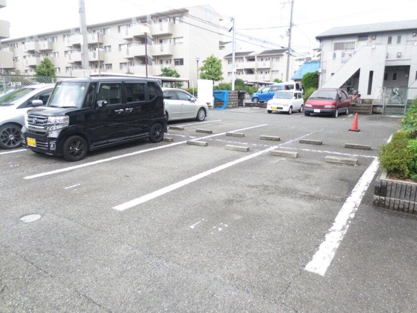 駐車場 エクレール大美野