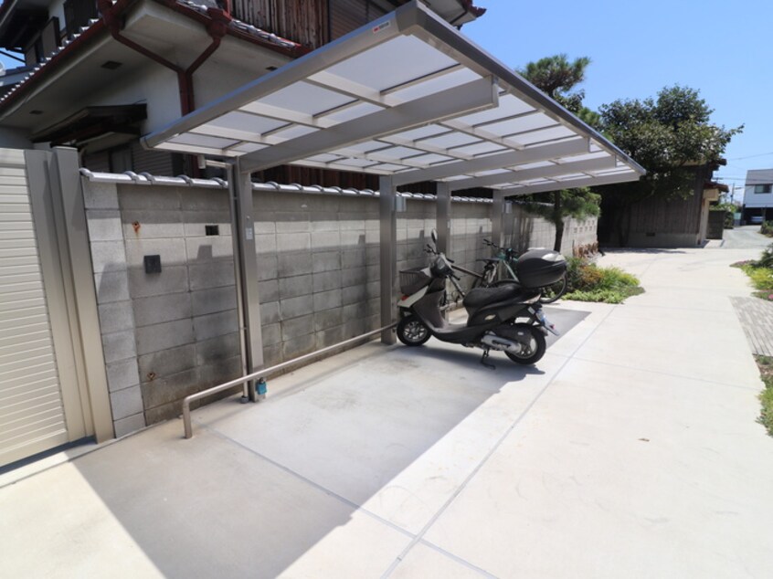 駐輪場 トキワウィン