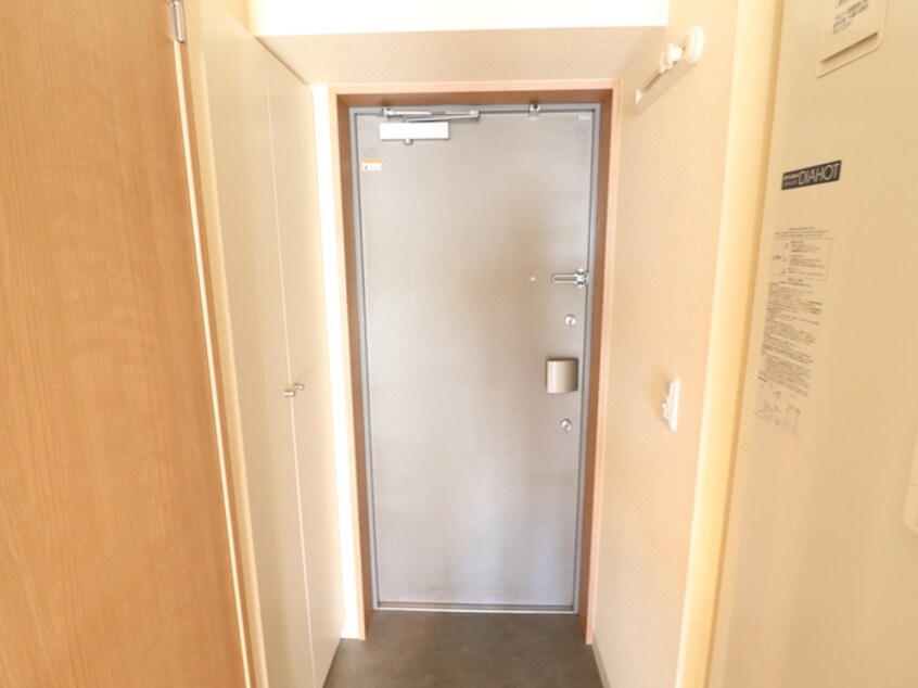 玄関 シティフラット尼崎