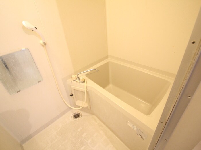 バス／シャワールーム等 シャルル武庫川