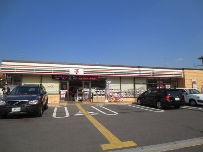 セブンイレブン楠葉朝日店(コンビニ)まで456m サンヒルズスギモト