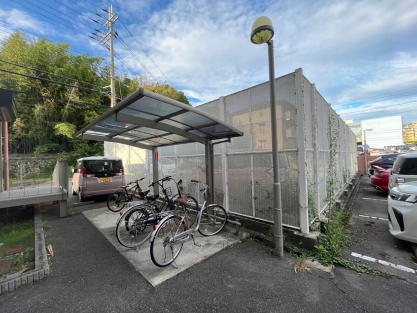 駐輪場 クレール久保
