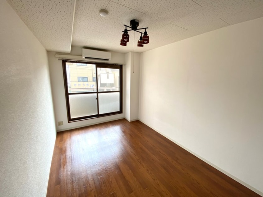 居室 Wistaria　クレハ