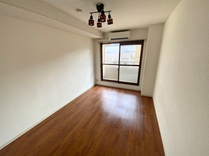 居室 Wistaria　クレハ