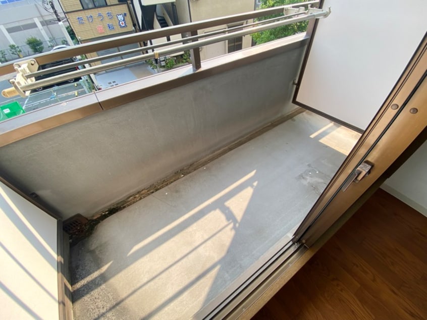 ベランダ・バルコニー Wistaria　クレハ