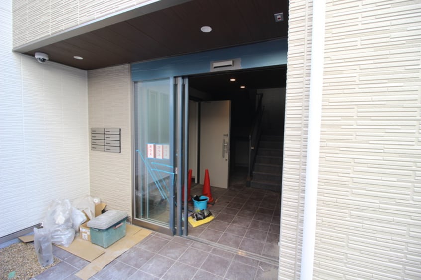 エントランス部分 メゾン帝塚山