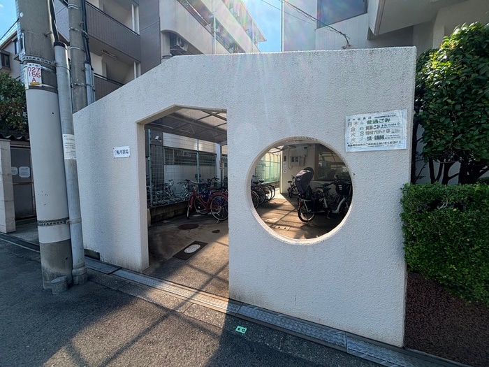駐輪場 北野ハイツ
