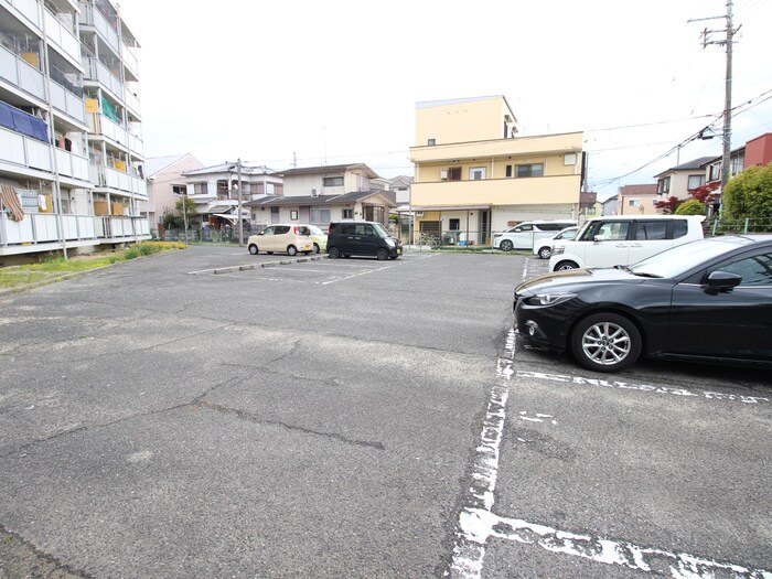 駐車場 ビレッジハウス旭４号棟