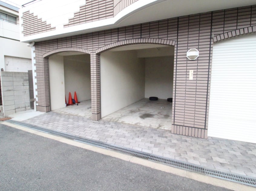 駐車場 レオ