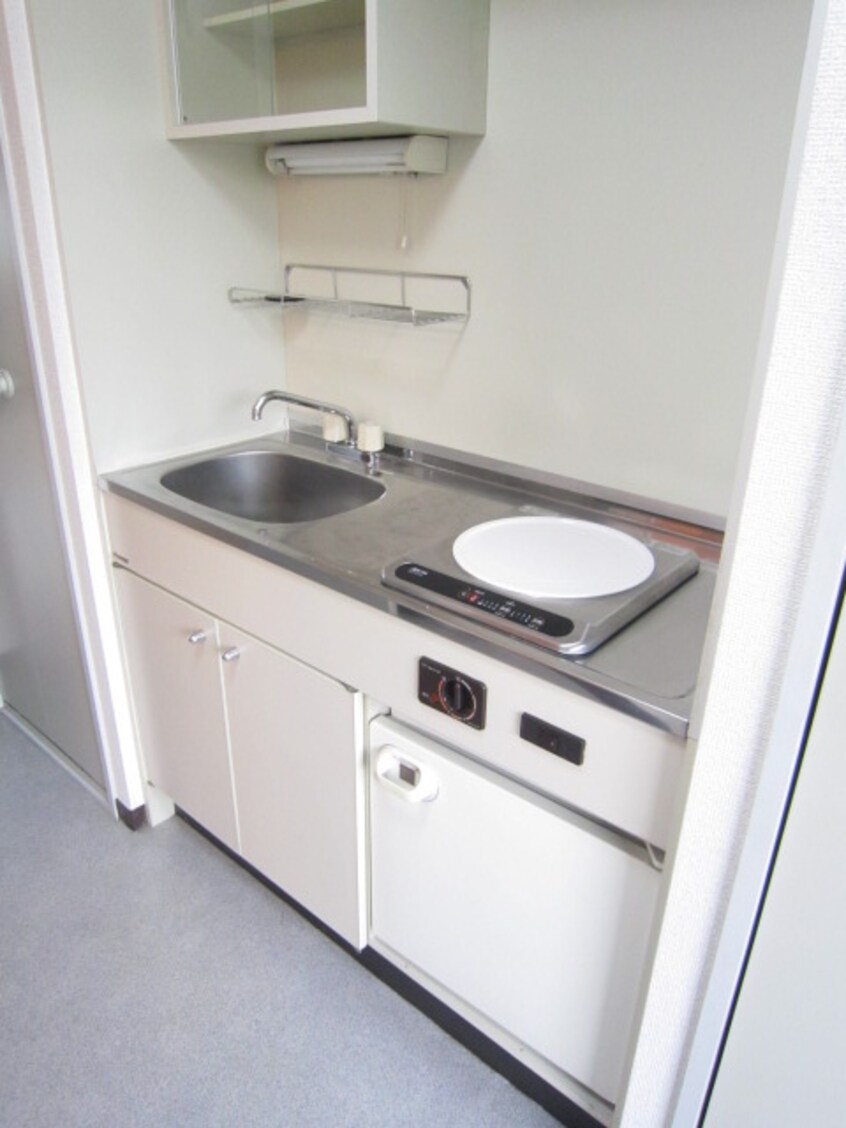キッチン サンフェスタ東福寺　Ａ棟