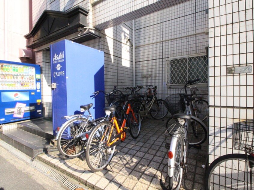 駐輪場 有馬パレス布施