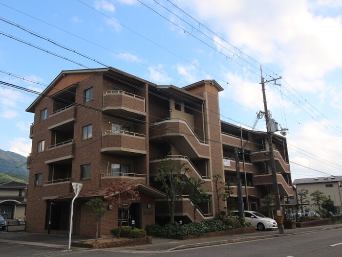 外観写真 ゴールデンガーデン岩倉