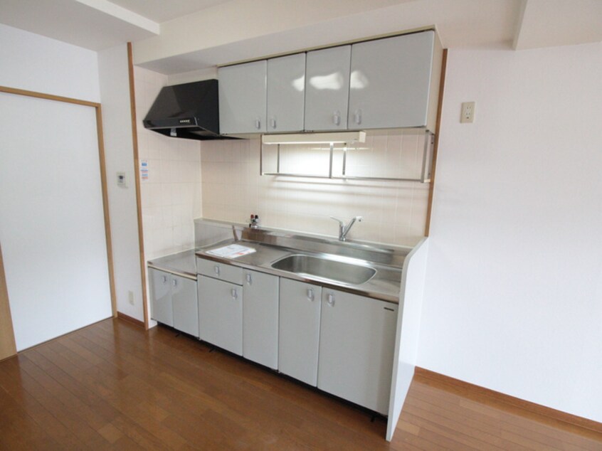 キッチン ゴールデンガーデン岩倉