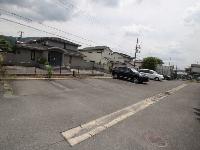 駐輪場 ゴールデンガーデン岩倉