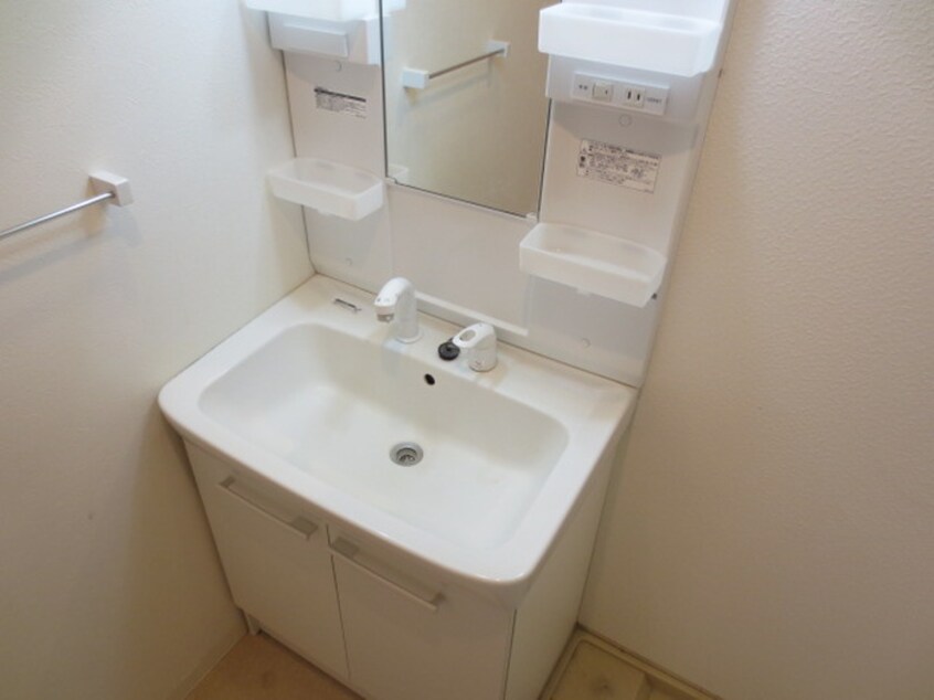 洗濯機置場 マンション　リモ－ネ