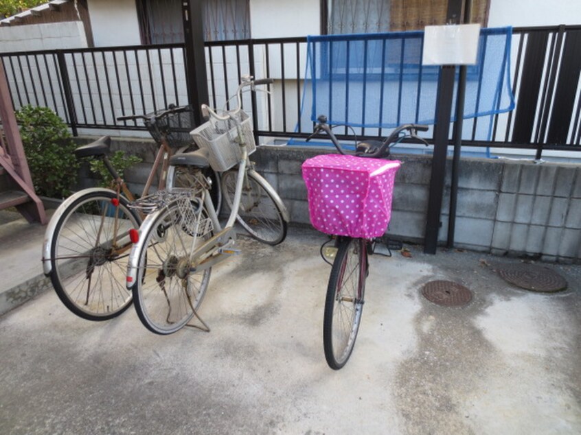 駐輪場 北原ハイツ