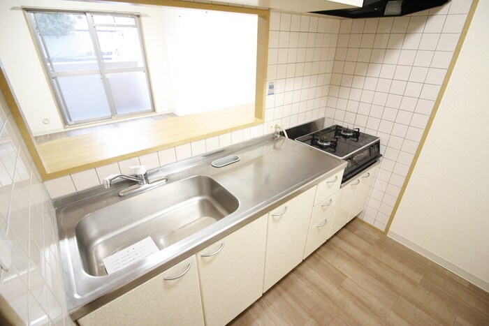 キッチン ヴェルテ忍ヶ丘Ⅱ番館