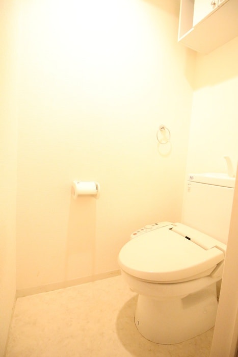 トイレ コモド御所南