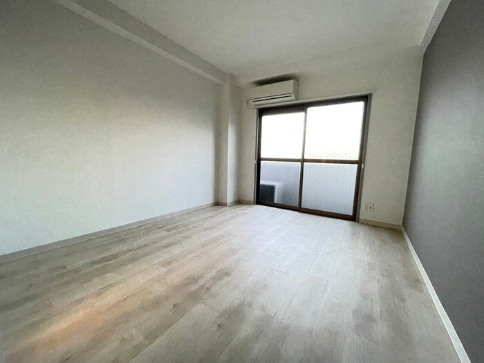 居室 ロイヤルコーポ紫野Ⅰ