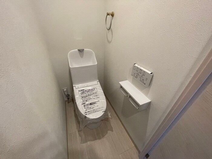 トイレ ロイヤルコーポ紫野Ⅰ