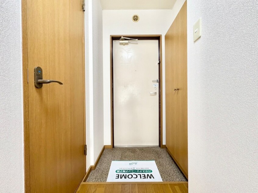 玄関 ロックブリッジハイツ