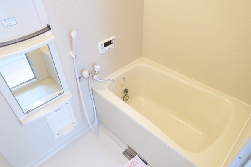 バス／シャワールーム等 アップルロ－ド